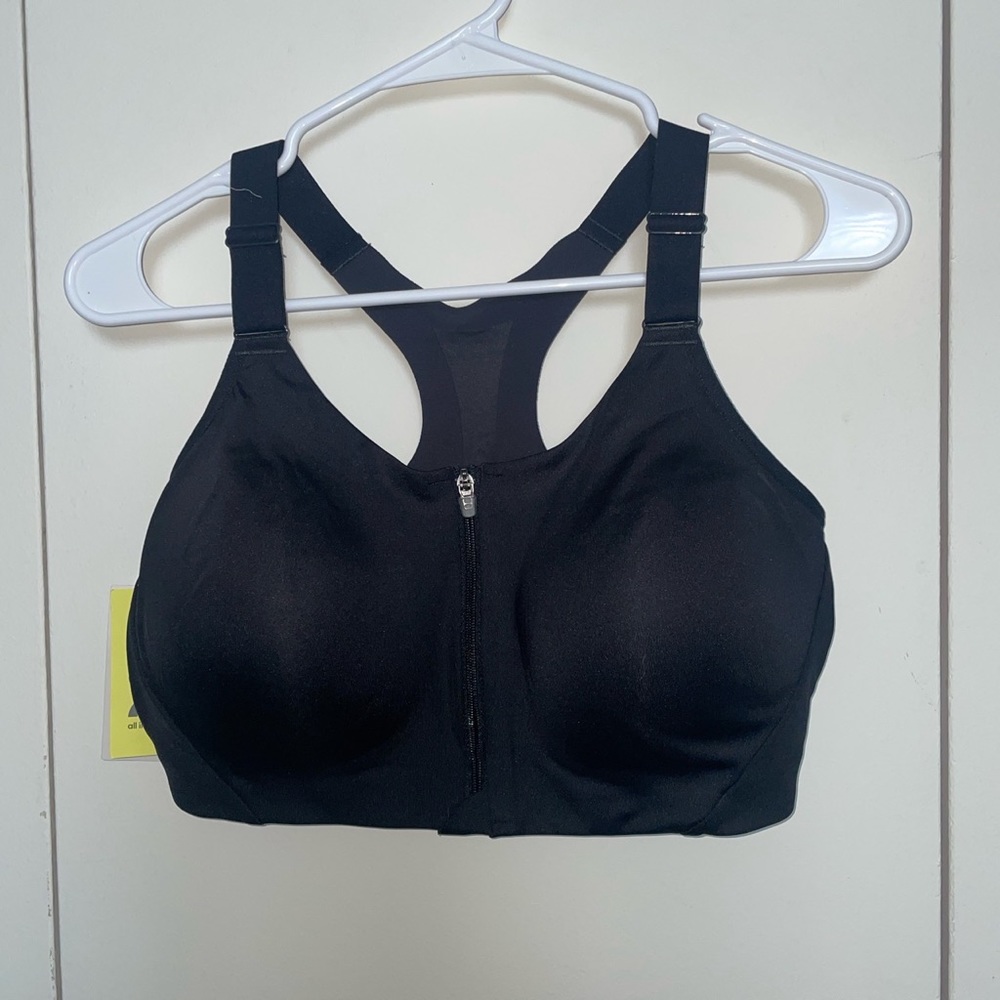 NWT DARK black comfort flex, front zip sports bra size 38 d